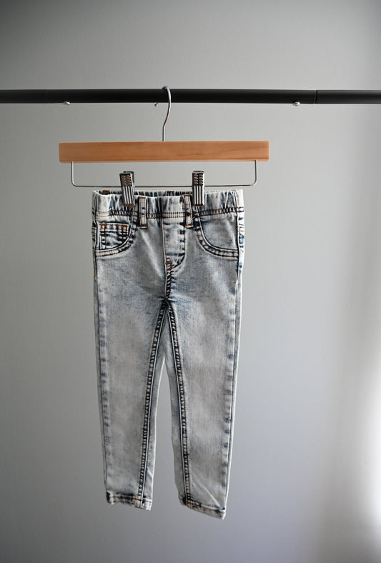 Acid Wash Jeans